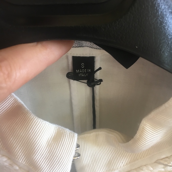 90% off Superfine Boho Embroidered Denim Jacket - Picture 5 of 9